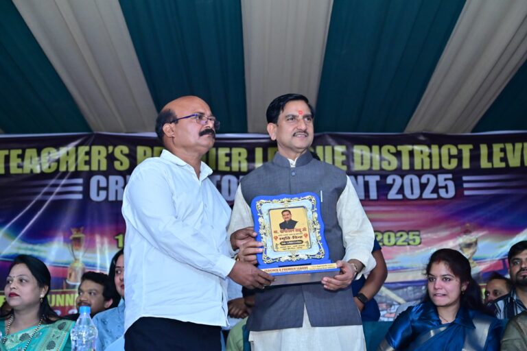 खेल मैदान से सामाजिक समरसता तक: राज्य मंत्री श्री तोखन साहू ने सांसद खेल महोत्सव की तैयारियों का निरीक्षण किया