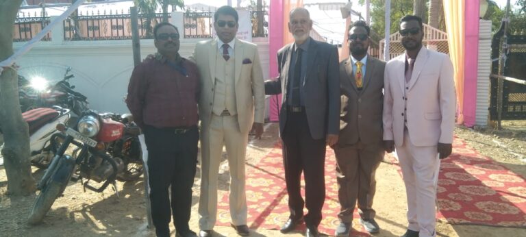 संयुक्त कार्यक्रम में विश्व हिंदू सेवा दल,विश्व महालक्ष्मी महिला स्वयं सहायता समिति ने 25 दिसंबर के उपलक्ष में विभिन्न महापुरुषों की जयंती मनाई