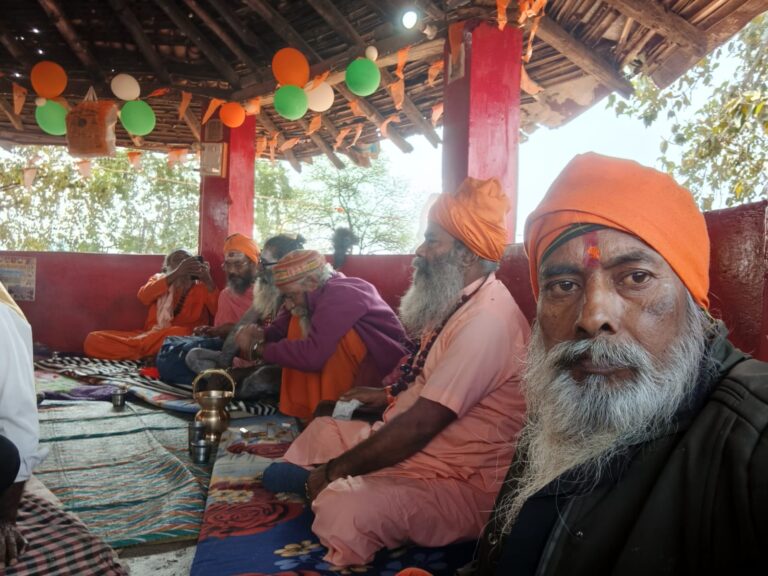 बेल्टूकरी-गनियारी में श्री रुद्र महायज्ञ का भव्य शुभारंभ, संतों की शोभायात्रा से गूंजा क्षेत्र