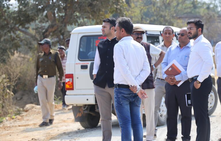 रायगढ़ जिले के उत्खनन प्रभावित वनांचल क्षेत्रों की बदलेगी तस्वीर, 32 करोड़ 12 लाख 21 हजार रुपए की लागत से 14 सड़क निर्माण कार्य प्रगतिरत