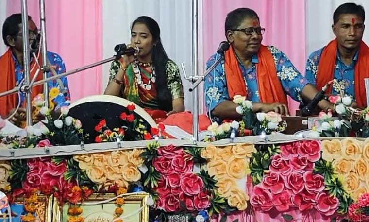 बेलमुंडी में अखंड नवधा रामायण के माध्यम से 11 सूत्रीय कार्यक्रम का संदेश, युवाओं को रोजगार व संस्कार से जोड़ने का आह्वान