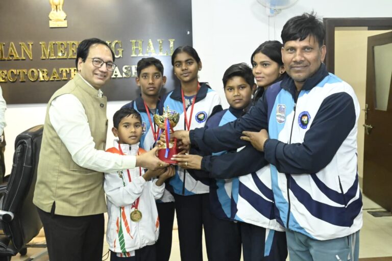 नेशनल ताइक्वांडो प्रतियोगिता में 9 खिलाड़ियों ने लहराया परचम  कलेक्टर-एसएसपी ने नेपाल में होने वाले अंतरराष्ट्रीय प्रतियोगिता के लिए दी शुभकामनाएं