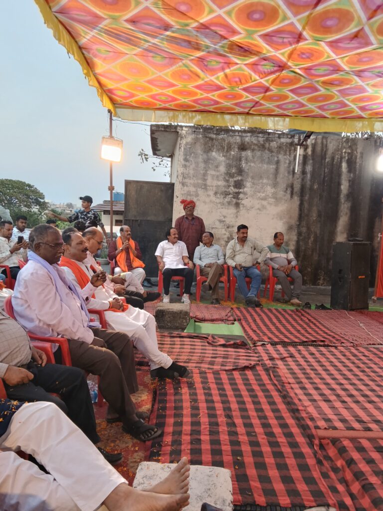 भोजपुरी समाज बिलासपुर छत्तीसगढ़ प्रदेश होली मिलन समारोह के सादर नेवता पर पहुंचे पूर्व मंत्री अमर अग्रवाल व विधायक सुशांत शुक्ला