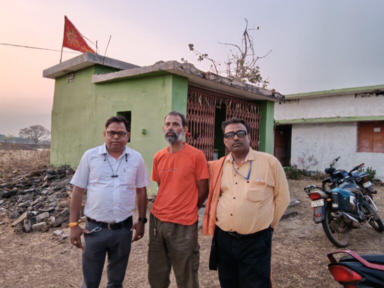 धमनी स्थित मां शमशान वासनी में नवरात्रि महोत्सव दिव्य भव्य कार्यक्रम के साथ नव रात्रि आयोजन का फक्कड़ बाबा द्वारा हुआ समापन।