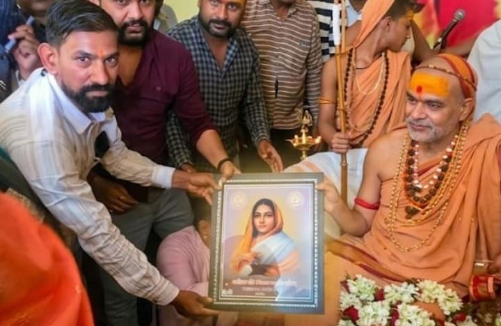 गौ-वंश पर संकट और संतों का संकल्प।