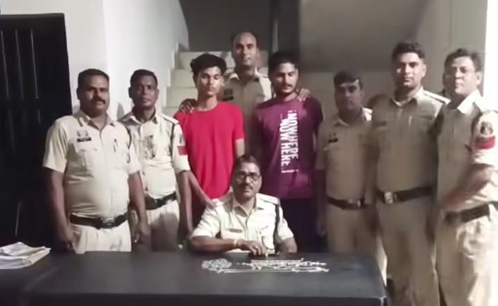 उसलापुर में सेंधमारी का पर्दाफाश, डॉग स्क्वॉड की ‘स्निफर पॉवर्स’ के आगे पस्त हुए शातिर चोर।