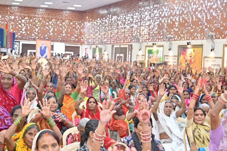 सत्ता का दिया या बदहाली का अंधियारा: पीएम मोदी के जन्मदिन पर ‘आशीर्वाद दीया’ अभियान का तीखा विश्लेषण