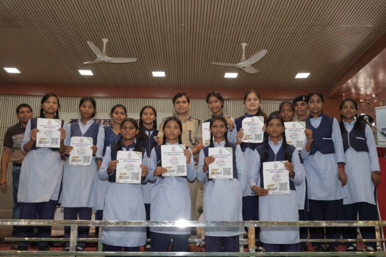 साइबर जागृति अभियान: छत्तीसगढ़ में मुंगेली पुलिस का डंका, 18 लाख से अधिक लोगों को किया सतर्क; प्रदेश में हासिल किया 5वां स्थान