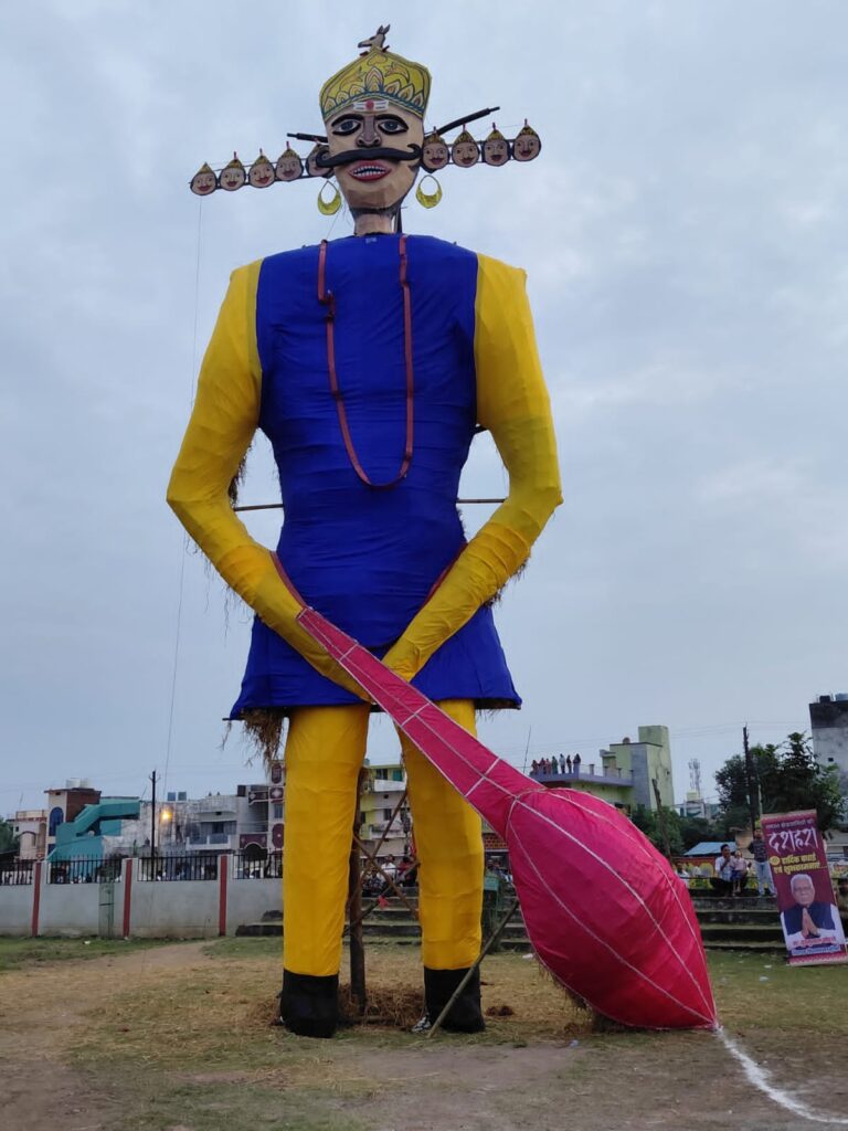 मुंगेली के बीआर साव स्कूल मैदान में गूंजेंगे भक्ति गीत, उपमुख्यमंत्री अरुण साव के आतिथ्य में होगा भव्य रावण दहन